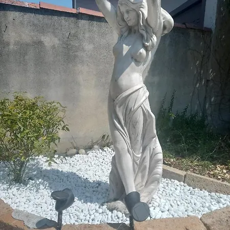 Noemi