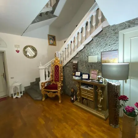 Noemi Bed & Breakfast *